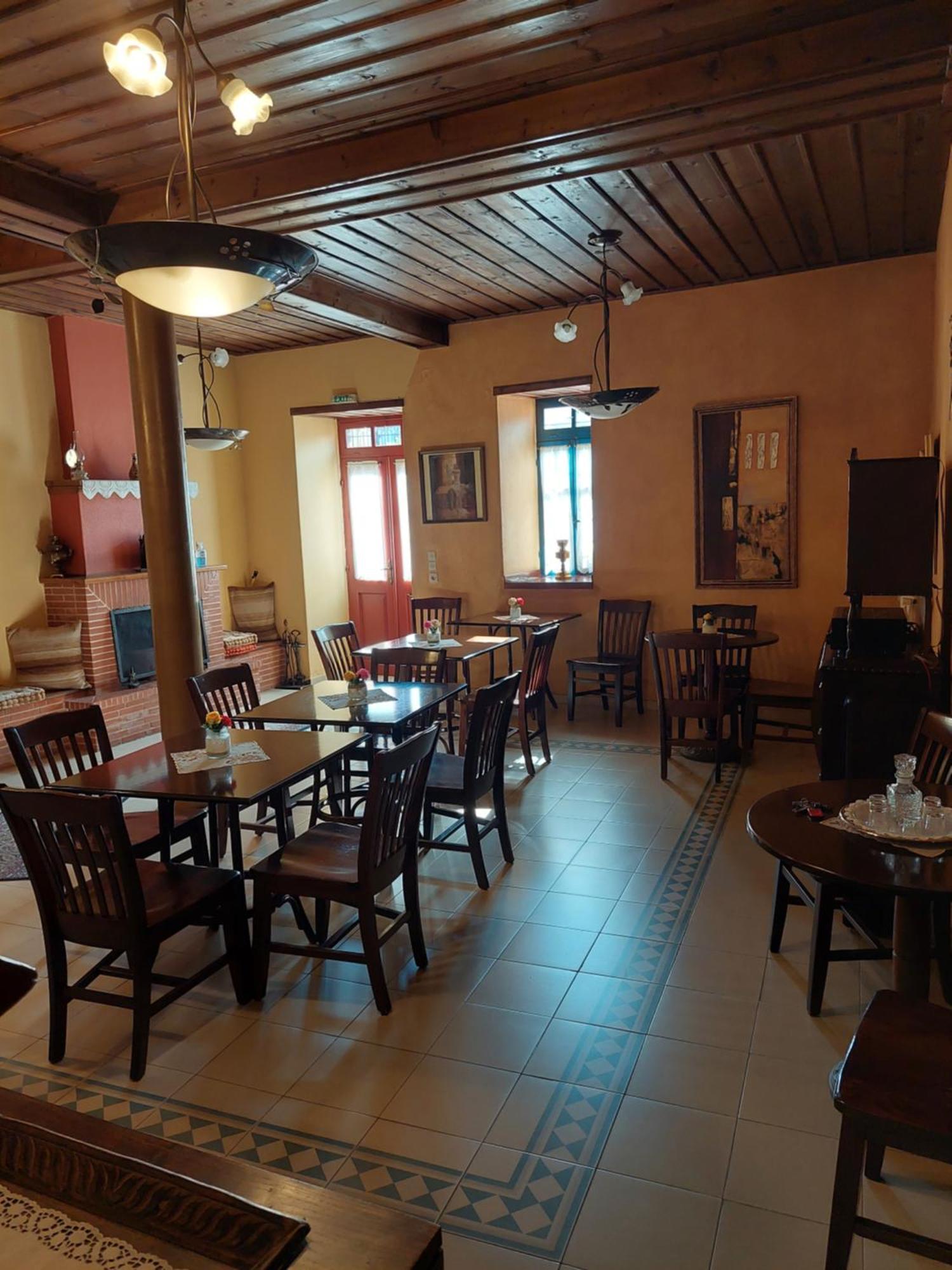 House Mitsiou Traditional Inn Arnaia Exterior photo